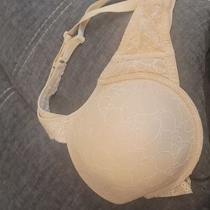 Fredericks of Hollywood Nude Bra size 36 DDD/F